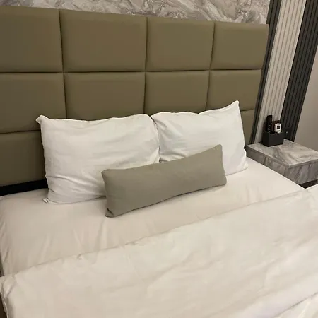 Aymira Appart hôtel 3*