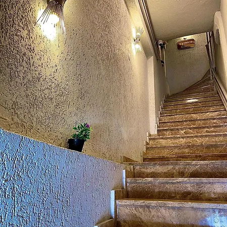 아파트호텔 Aymira 3*