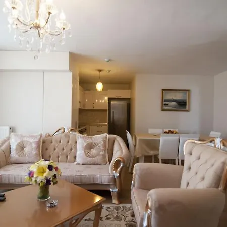 Aymira Ξενοδοχείο με διαμερίσματα 3*